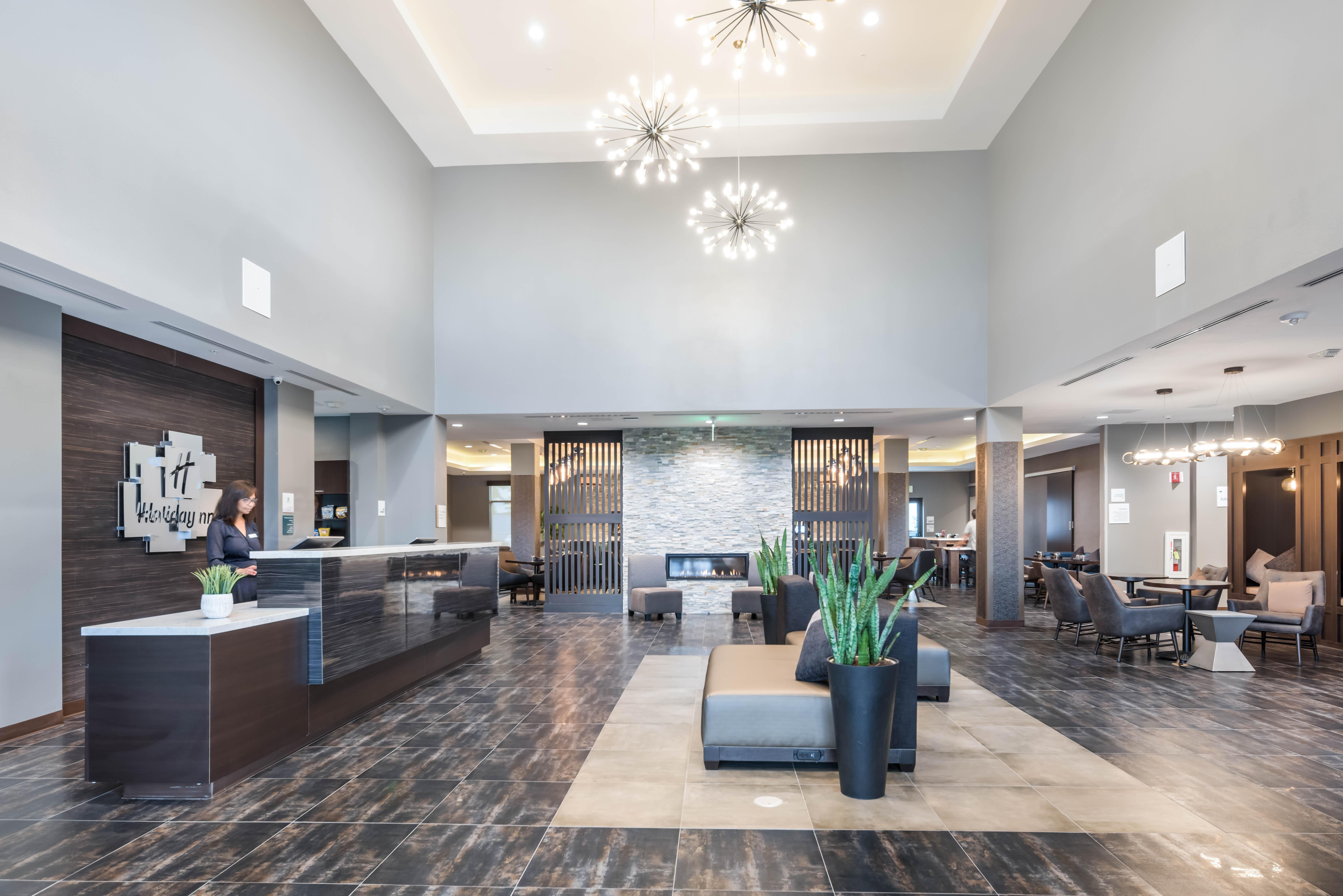Holiday Inn Hotel & Suites Silicon Valley - Milpitas By Ihg Eksteriør bilde