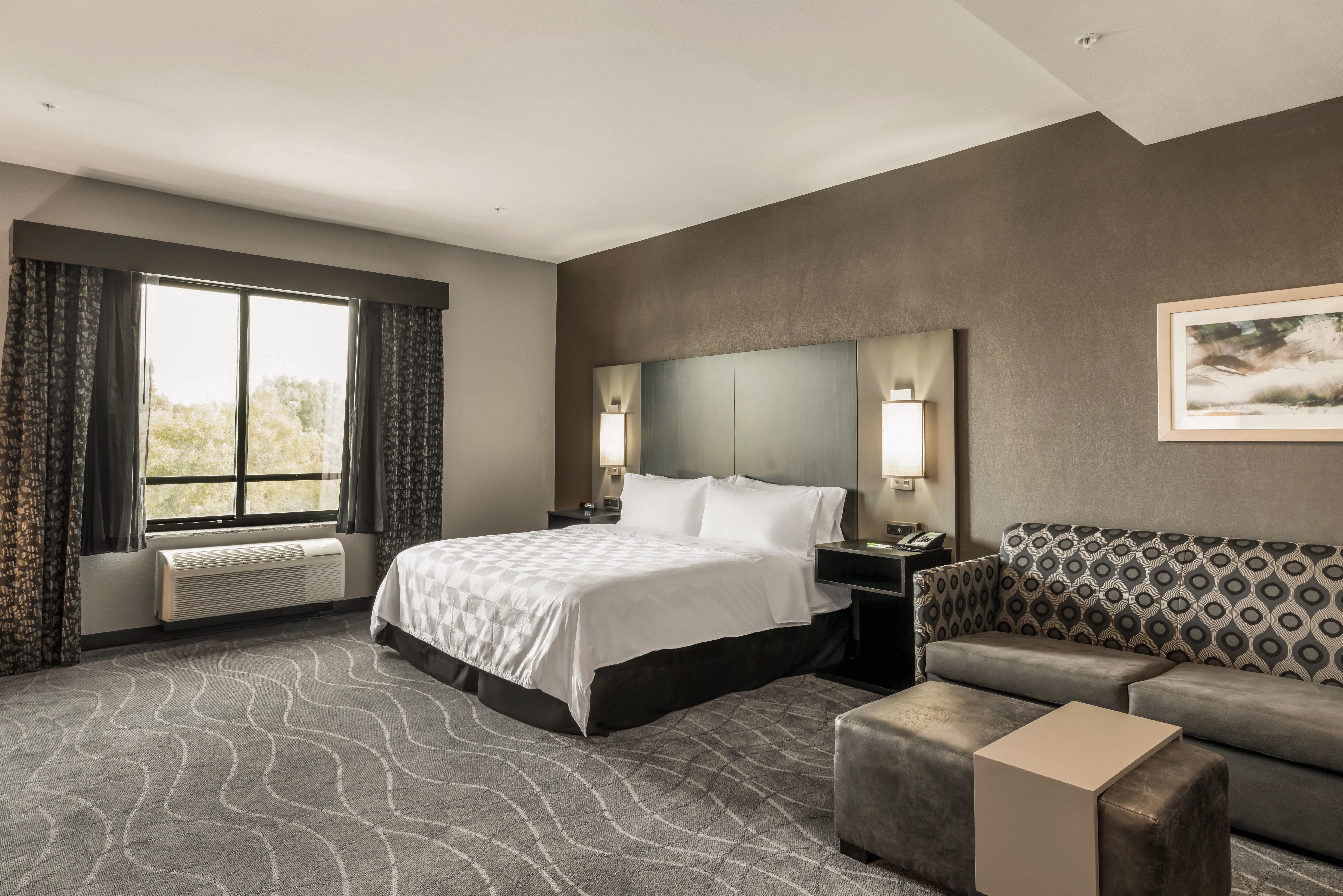 Holiday Inn Hotel & Suites Silicon Valley - Milpitas By Ihg Eksteriør bilde