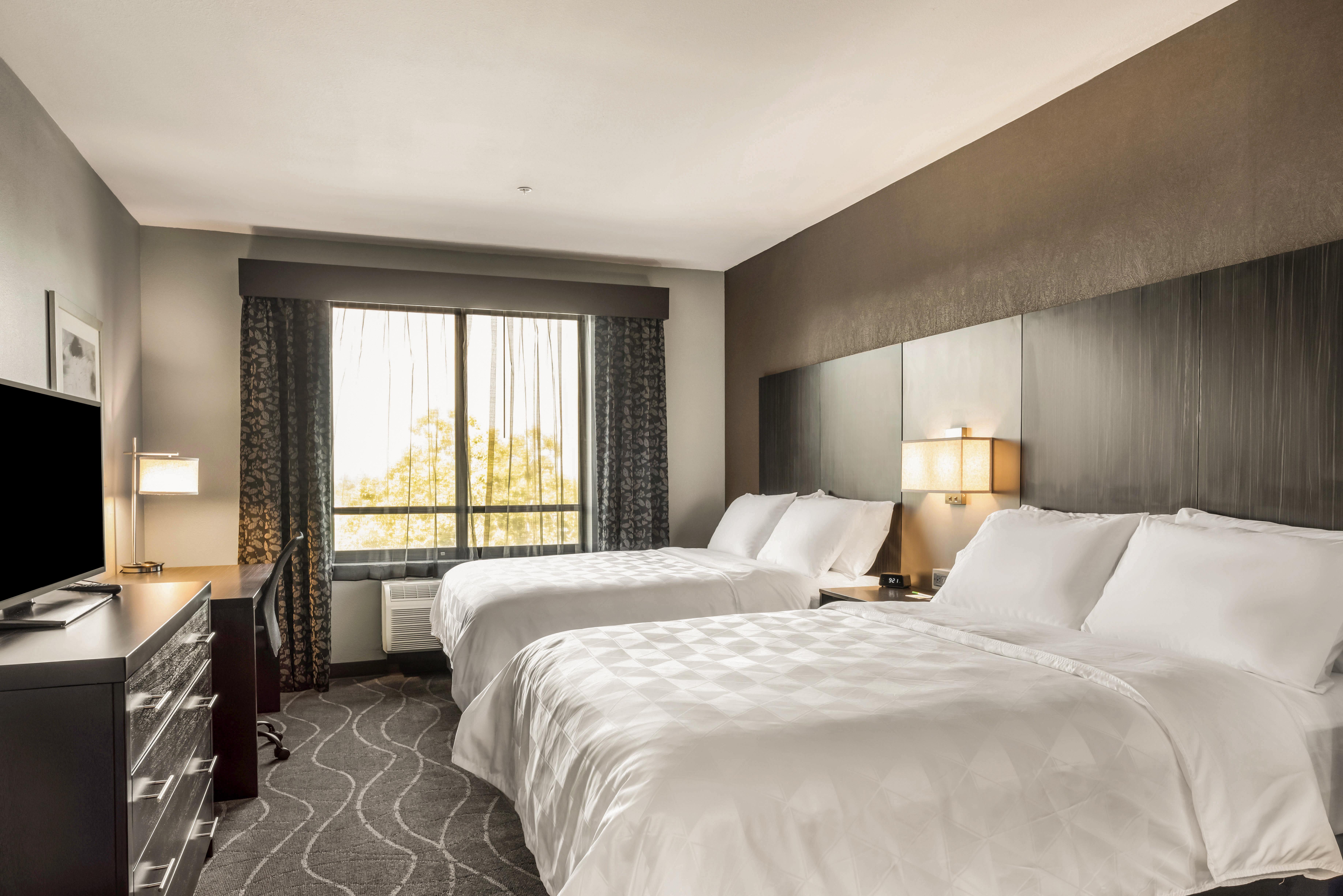 Holiday Inn Hotel & Suites Silicon Valley - Milpitas By Ihg Eksteriør bilde